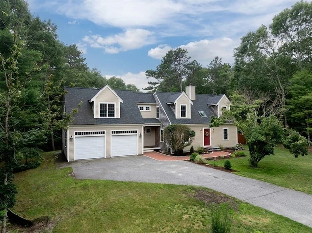 Nearby Listing Image