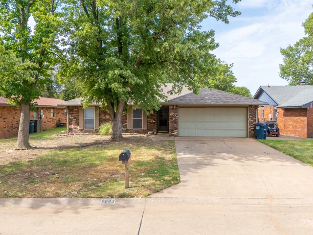 Nearby Listing Image