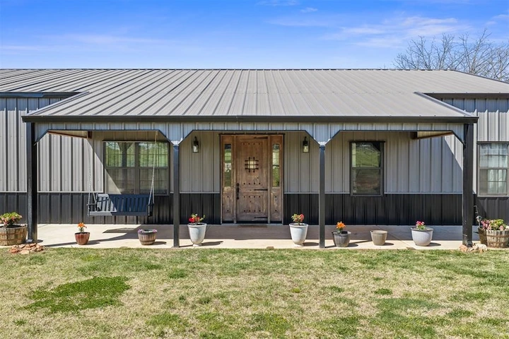 Nearby Listing Image
