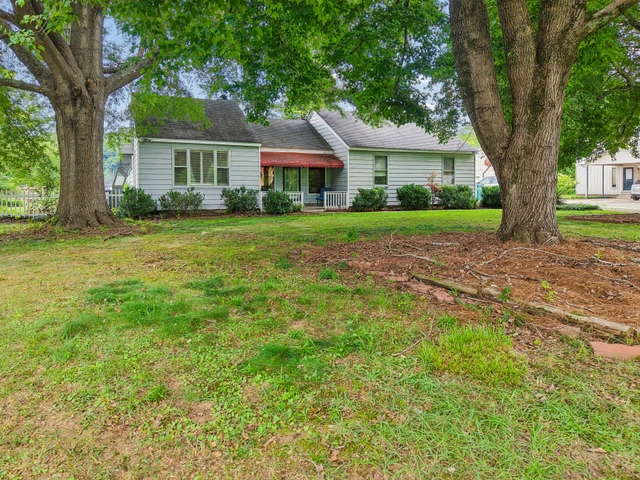 Nearby Listing Image