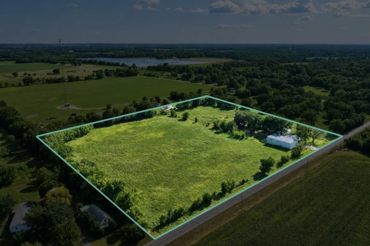 Nearby Listing Image
