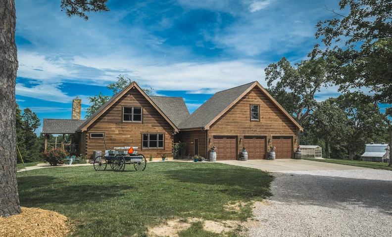 Nearby Listing Image