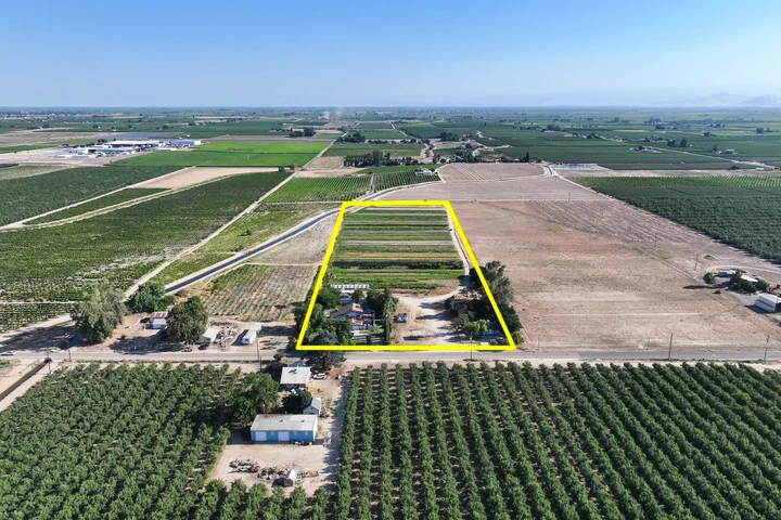 Nearby Listing Image