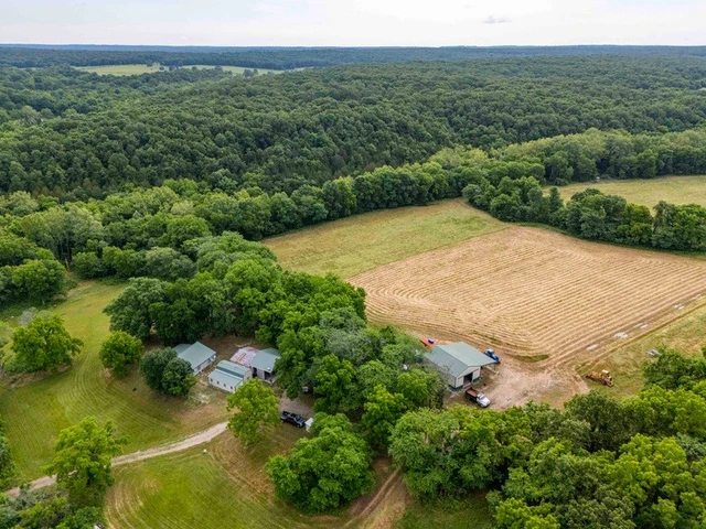Nearby Listing Image