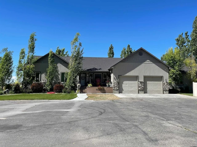 Nearby Listing Image