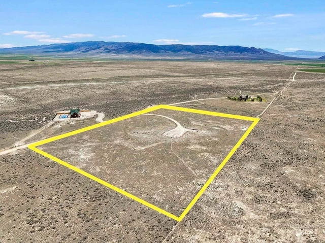 Nearby Listing Image