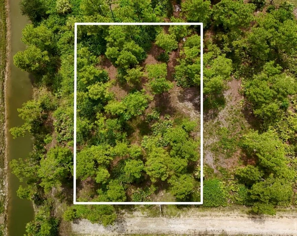 Nearby Listing Image