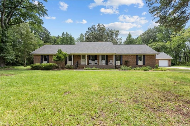 Nearby Listing Image