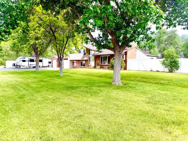 Nearby Listing Image