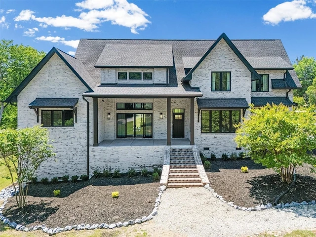 Nearby Listing Image