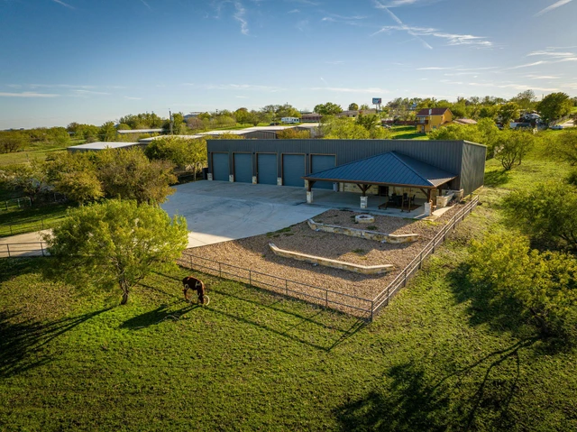Nearby Listing Image