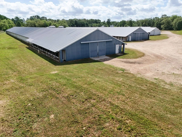 Nearby Listing Image