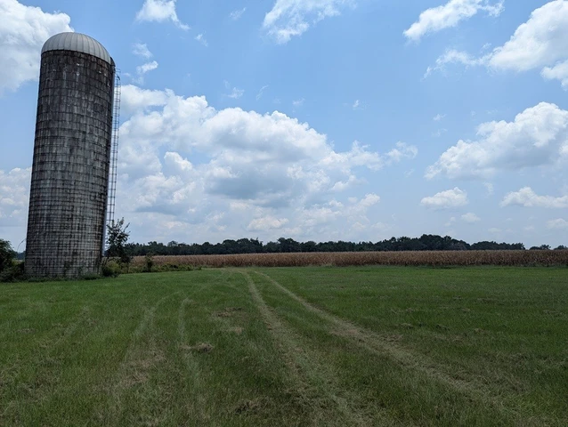 Nearby Listing Image