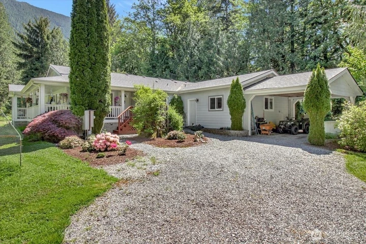 Nearby Listing Image