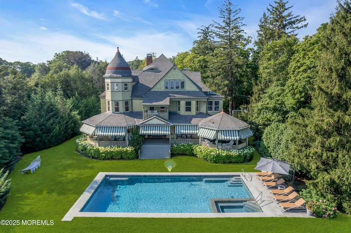 Nearby Listing Image
