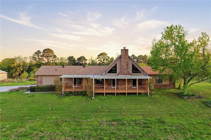 Nearby Listing Image