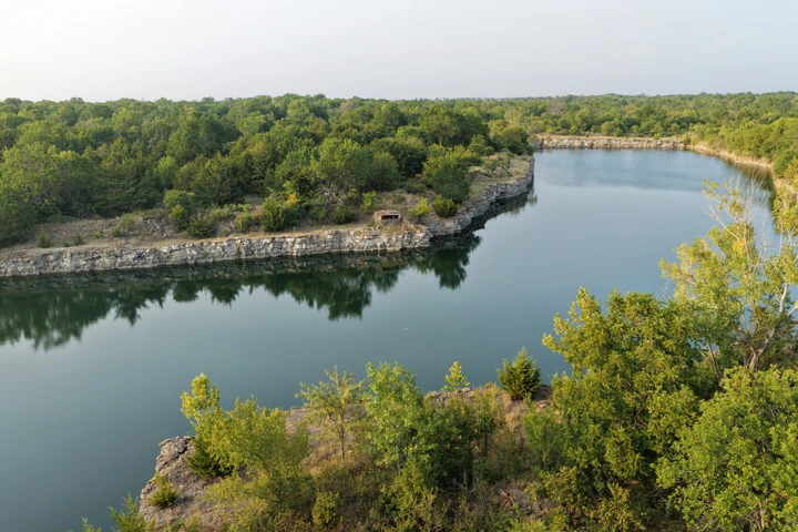 Nearby Listing Image