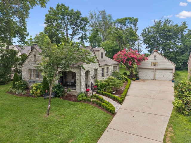 Nearby Listing Image