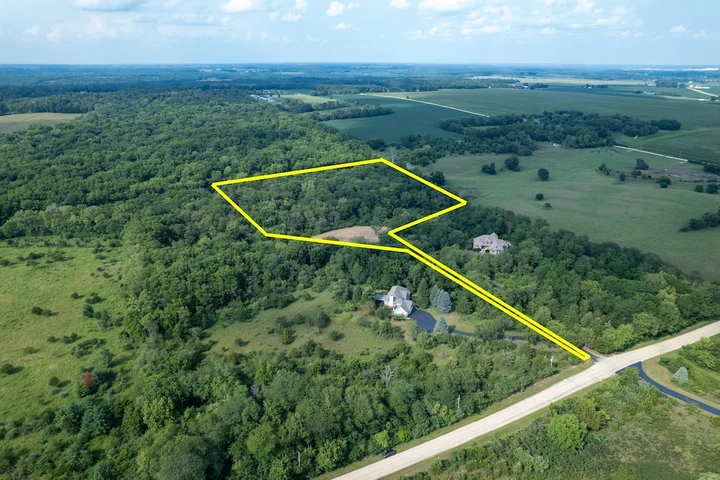 Nearby Listing Image
