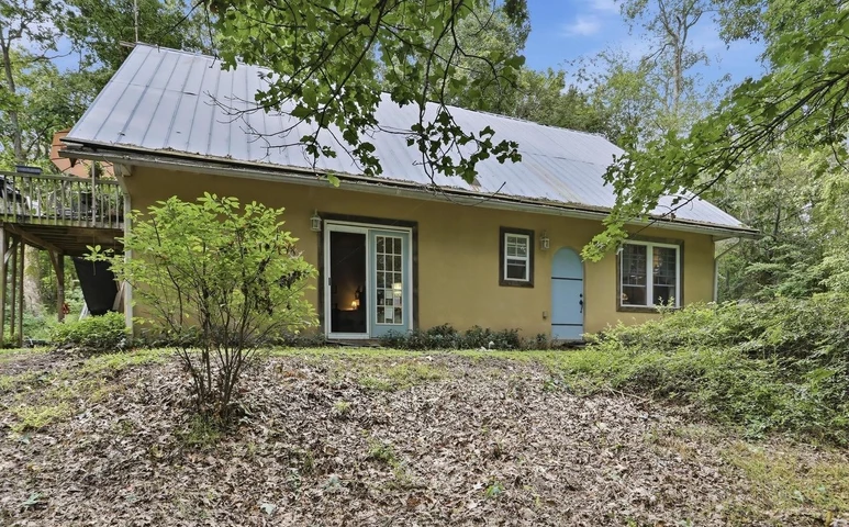 Nearby Listing Image
