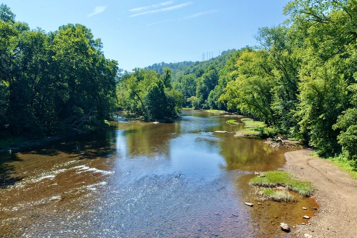 Nearby Listing Image