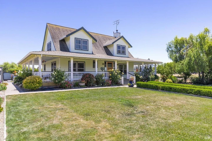Nearby Listing Image
