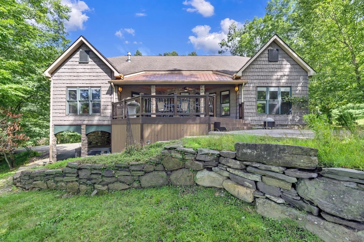 Nearby Listing Image