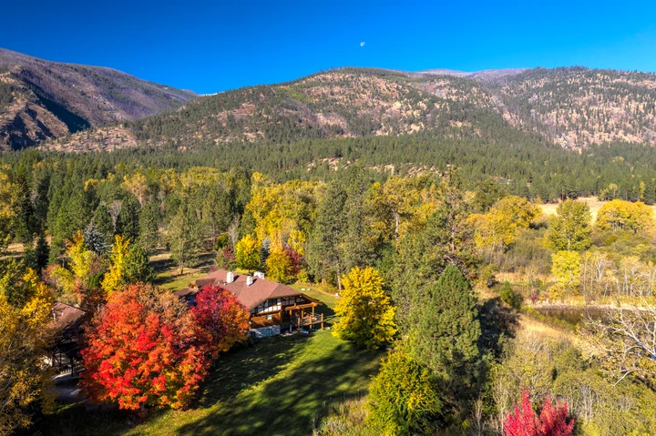 Nearby Listing Image