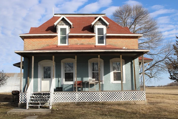 Nearby Listing Image