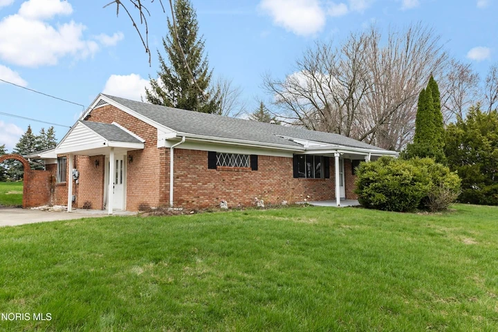 Nearby Listing Image