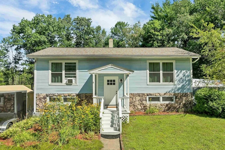 Nearby Listing Image