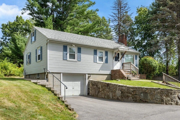 Nearby Listing Image
