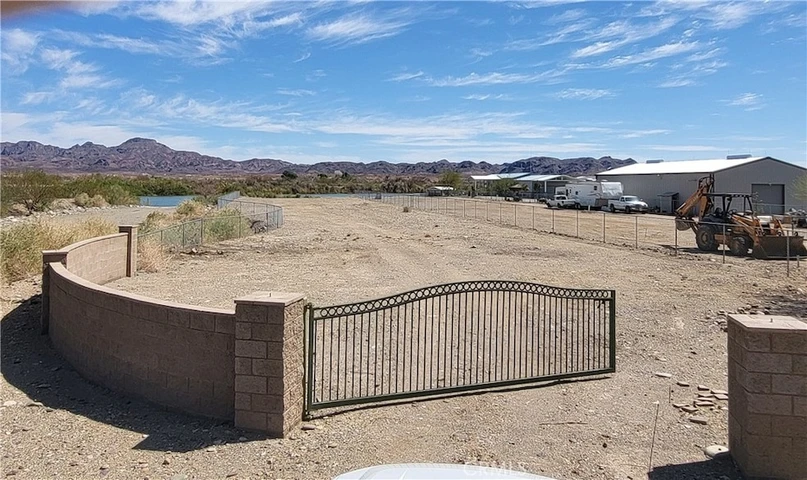 Nearby Listing Image