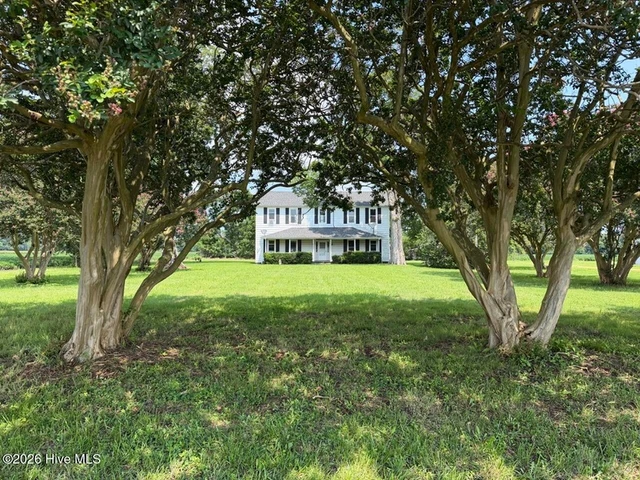 Nearby Listing Image