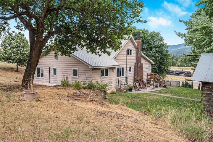 Nearby Listing Image
