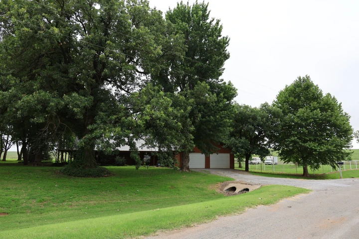 Nearby Listing Image