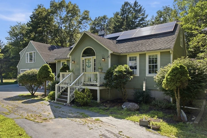 Nearby Listing Image