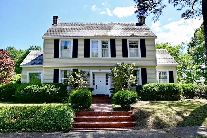 Nearby Listing Image