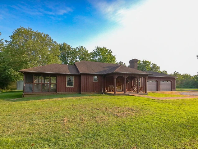 Nearby Listing Image