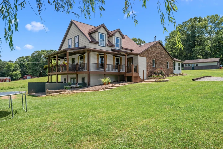 Nearby Listing Image