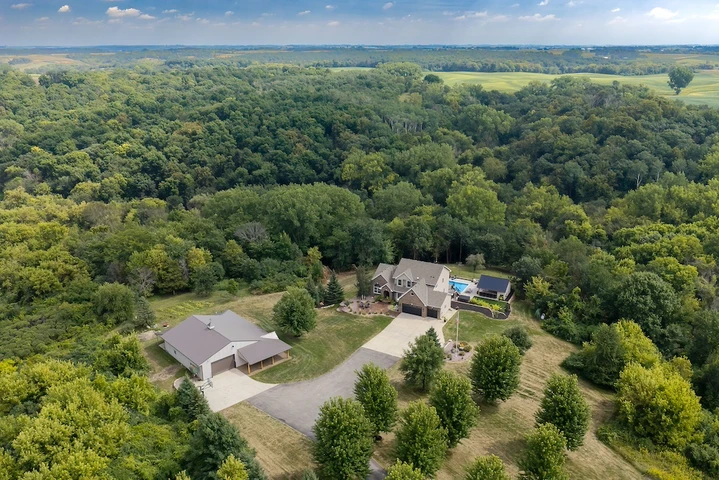 Nearby Listing Image