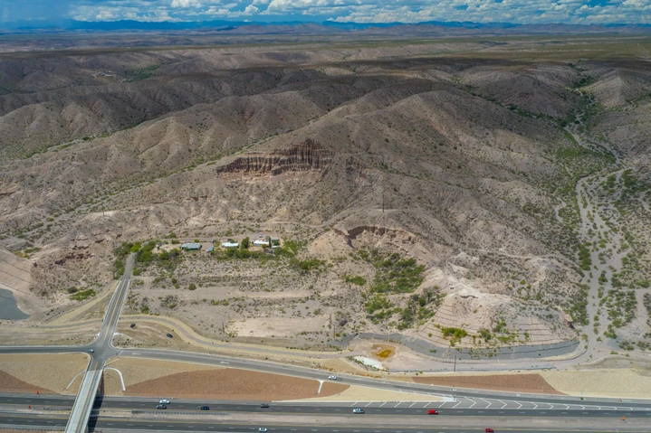 Nearby Listing Image
