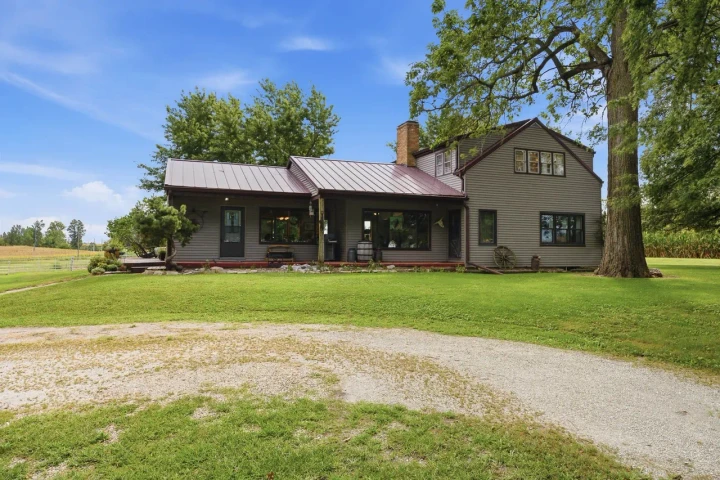 Nearby Listing Image