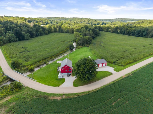 Nearby Listing Image