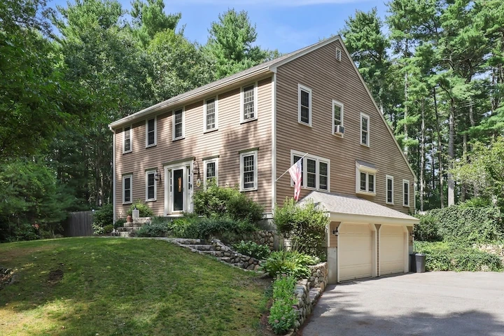 Nearby Listing Image