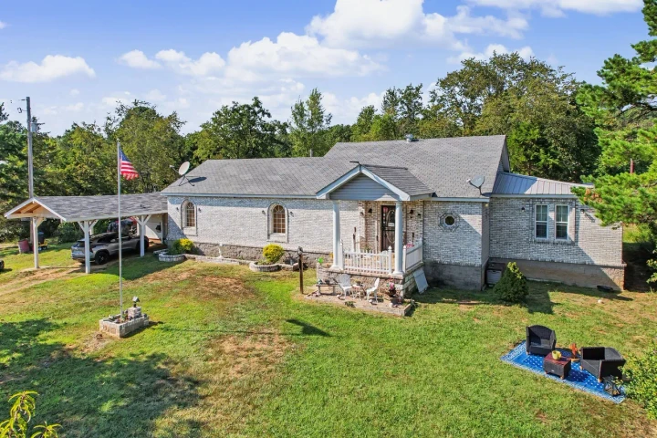 Nearby Listing Image