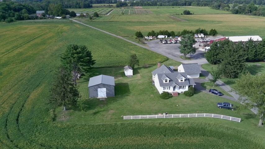 Nearby Listing Image