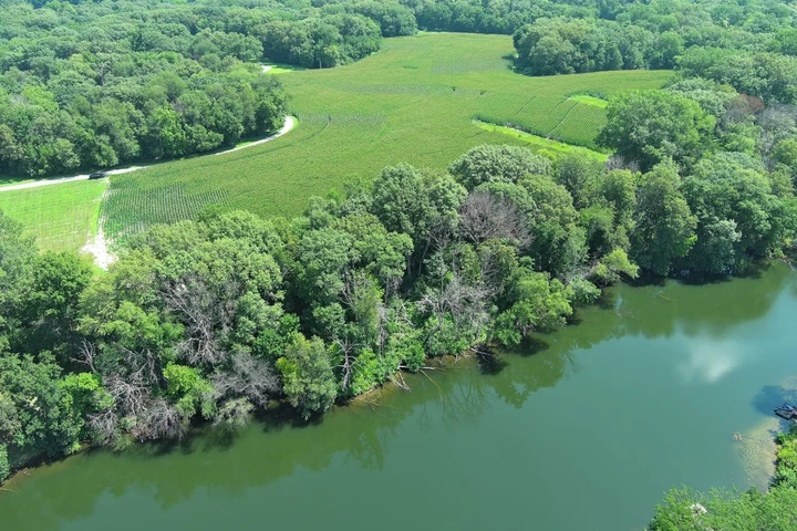 Nearby Listing Image