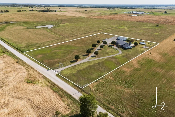 Nearby Listing Image