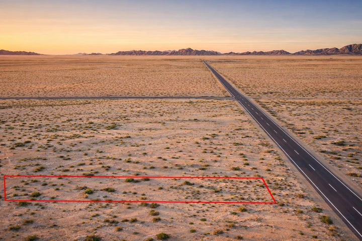 Nearby Listing Image